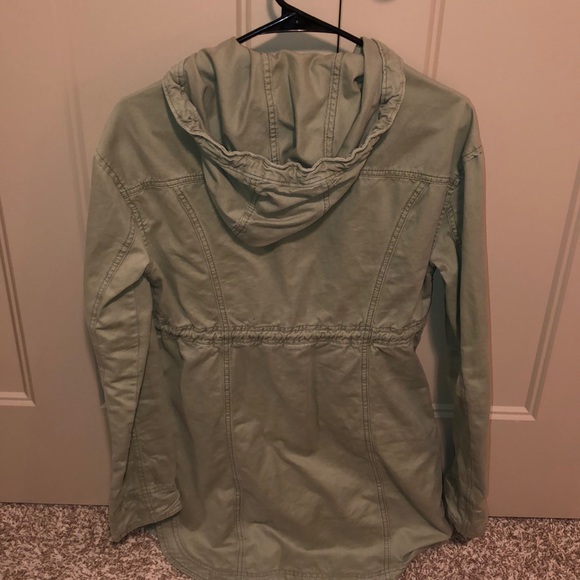 Women’s Utility Jacket - Picture 2 of 3